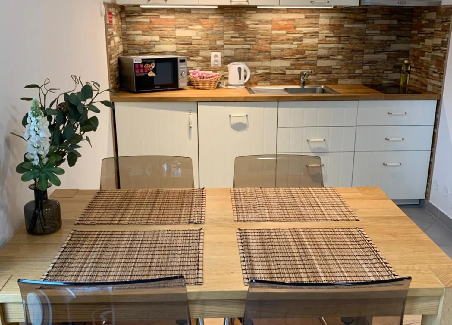 Apartments In Residence Garden Towers Praga