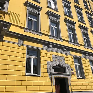 Letna Garden Апартаменты