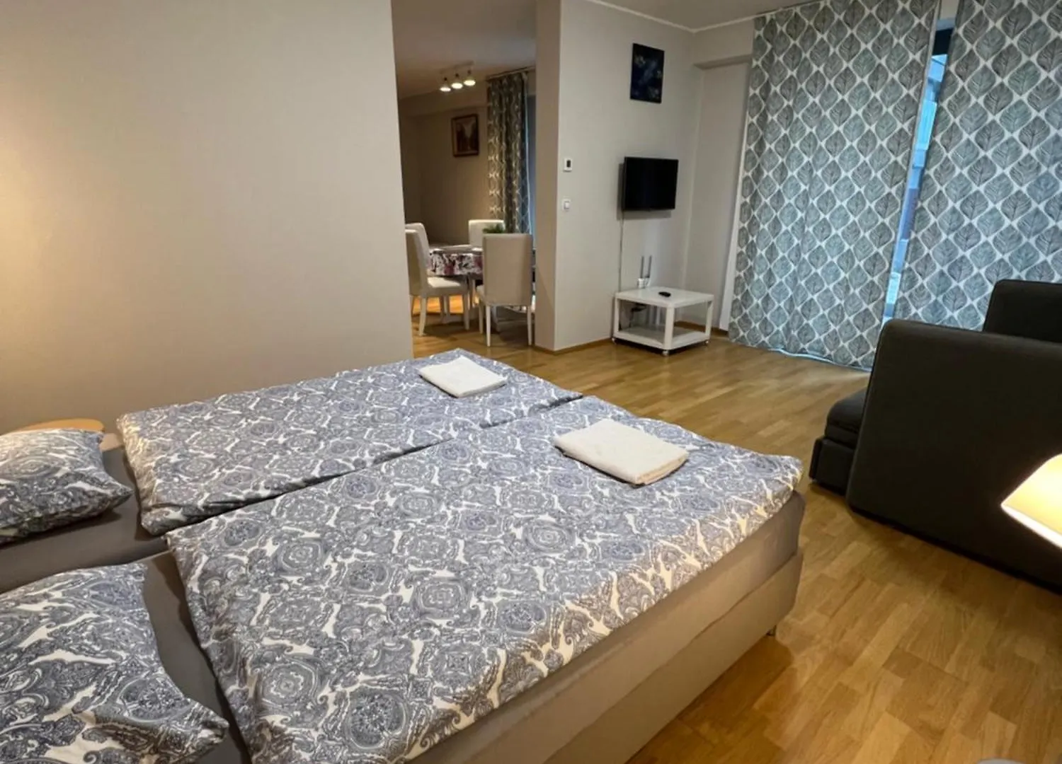 Apartments In Residence Garden Towers Praga